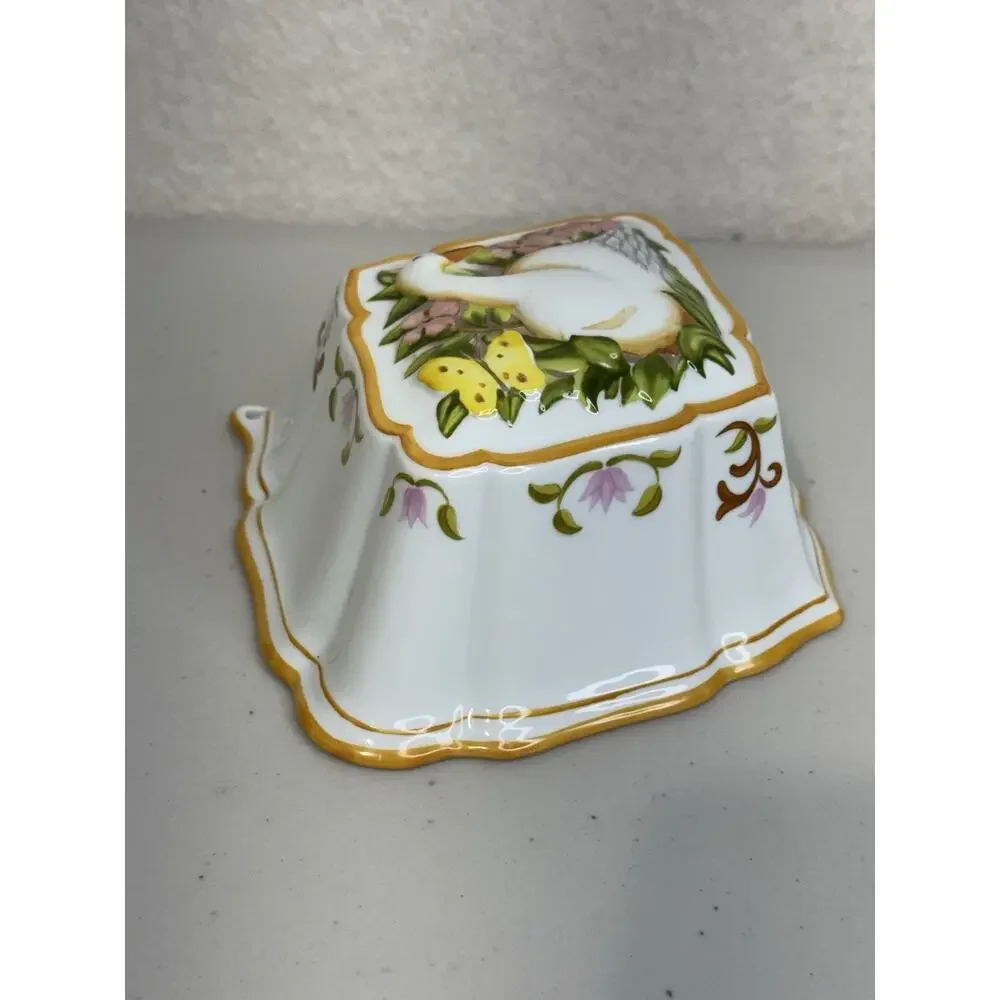 Franklin Mint Le Cordon Bleu Porcelain Diamond Mold White Goose Flower Butterfly